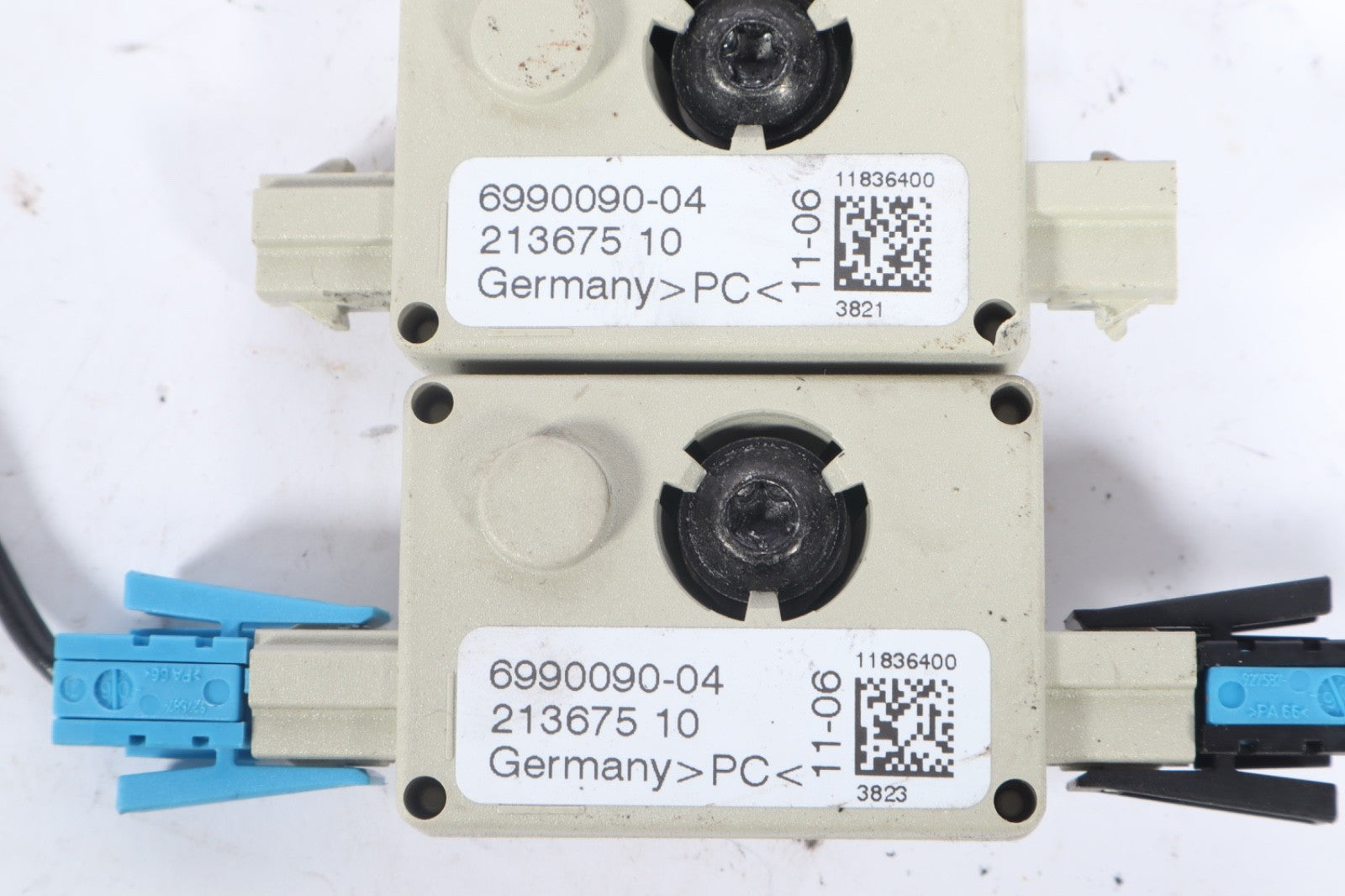 2004-2010 BMW X3 ANTENNA BOOSTER SIGNAL AMPLIFIER 6990090-04 OEM