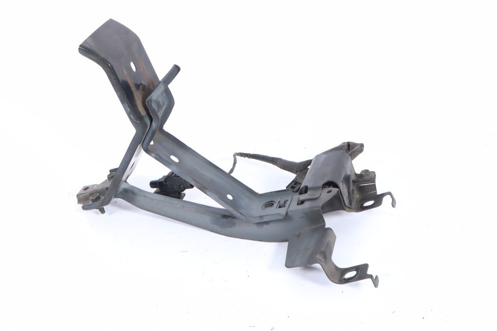2007-2015 MAZDA CX-9 CX9 FRONT FENDER BRACKET RETAINER HOLDER OEM