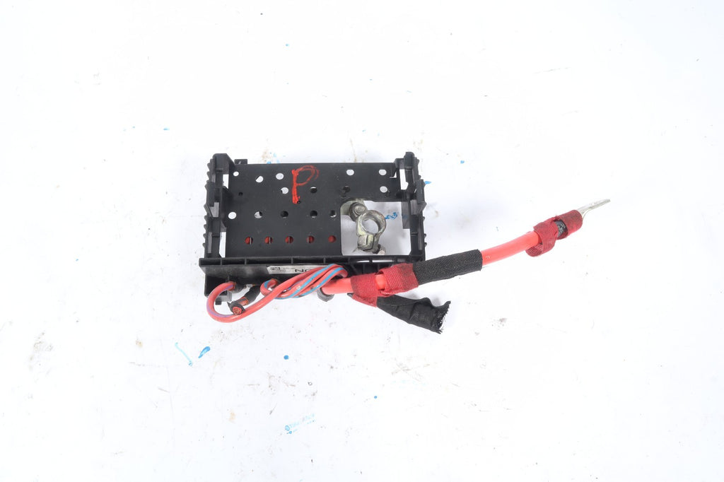 2016-2019 BUICK CASCADA BATTERY FUSE TERMINAL JUNCTION BLOCK OEM 13368497