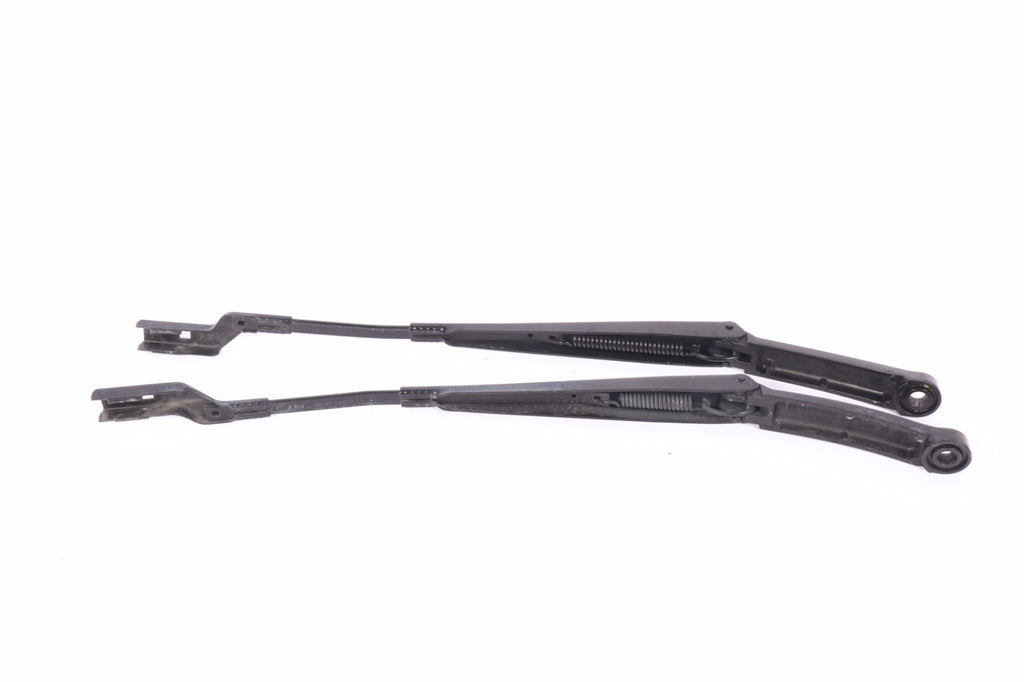 2016-2019 Buick Cascada  Wiper Arm SET OF 2 97036203 OEM