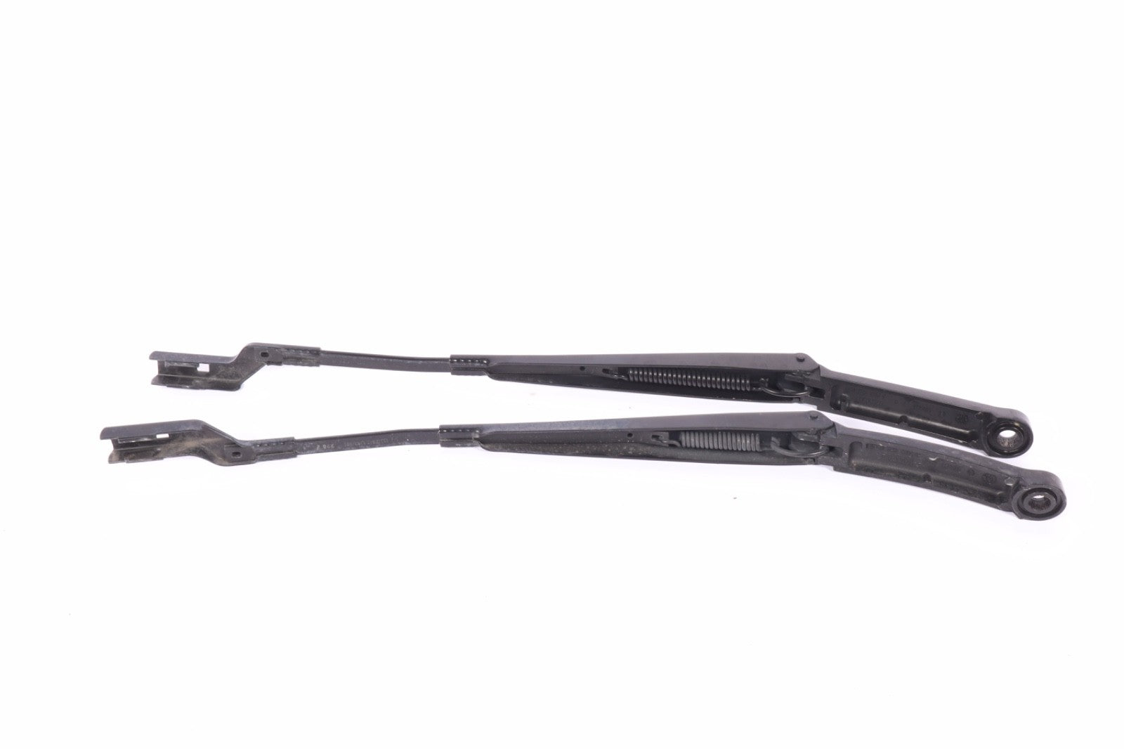 2016-2019 Buick Cascada  Wiper Arm SET OF 2 97036203 OEM