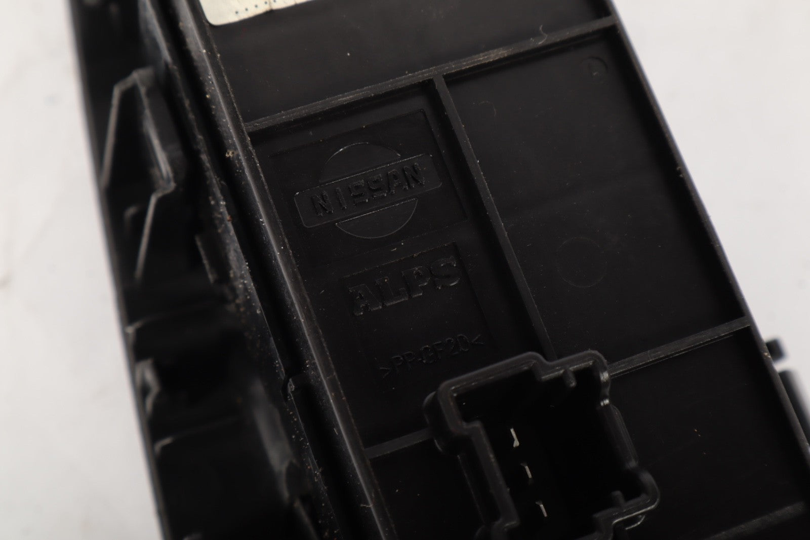 2016-2019 NISSAN MAXIMA FRONT DRIVER LEFT MASTER WINDOW SWITCH OEM 80961-4RA1A
