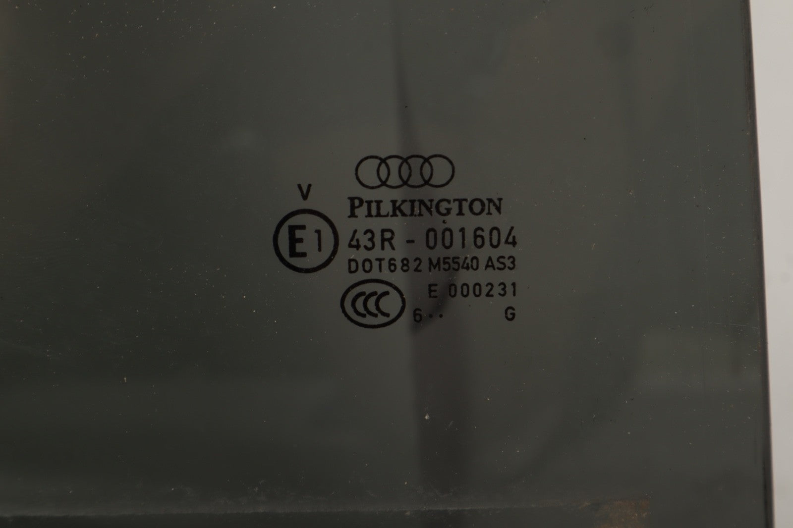 2007-2015 Audi Q7 Window Glass Rear Right Passenger Side OEM