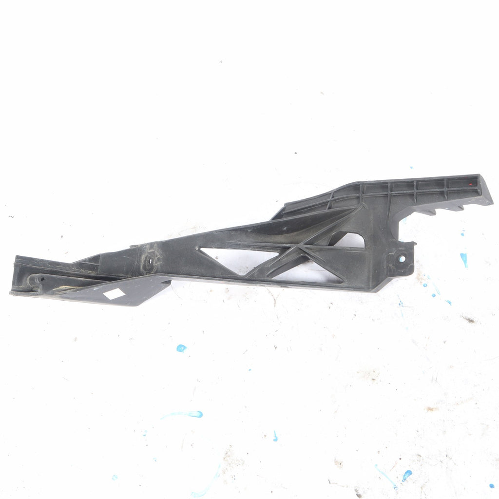 2011-2020 DODGE GRAND CARAVAN FRONT LEFT DRIVER SIDE FENDER BRACKET SUPPORT OEM