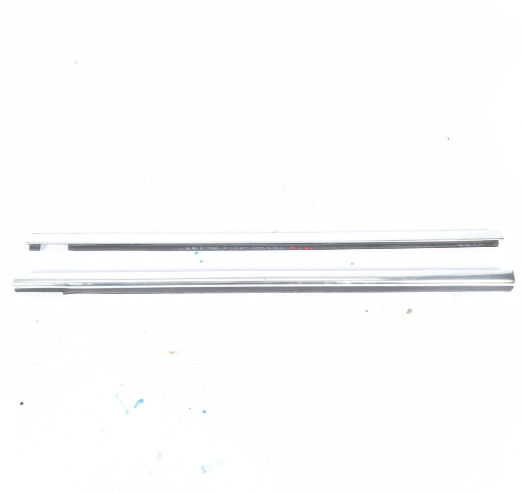 2016–2019 BUICK CASCADA RIGHT LEFT QUARTER WINDOW BELT MOLDING TRIM OEM