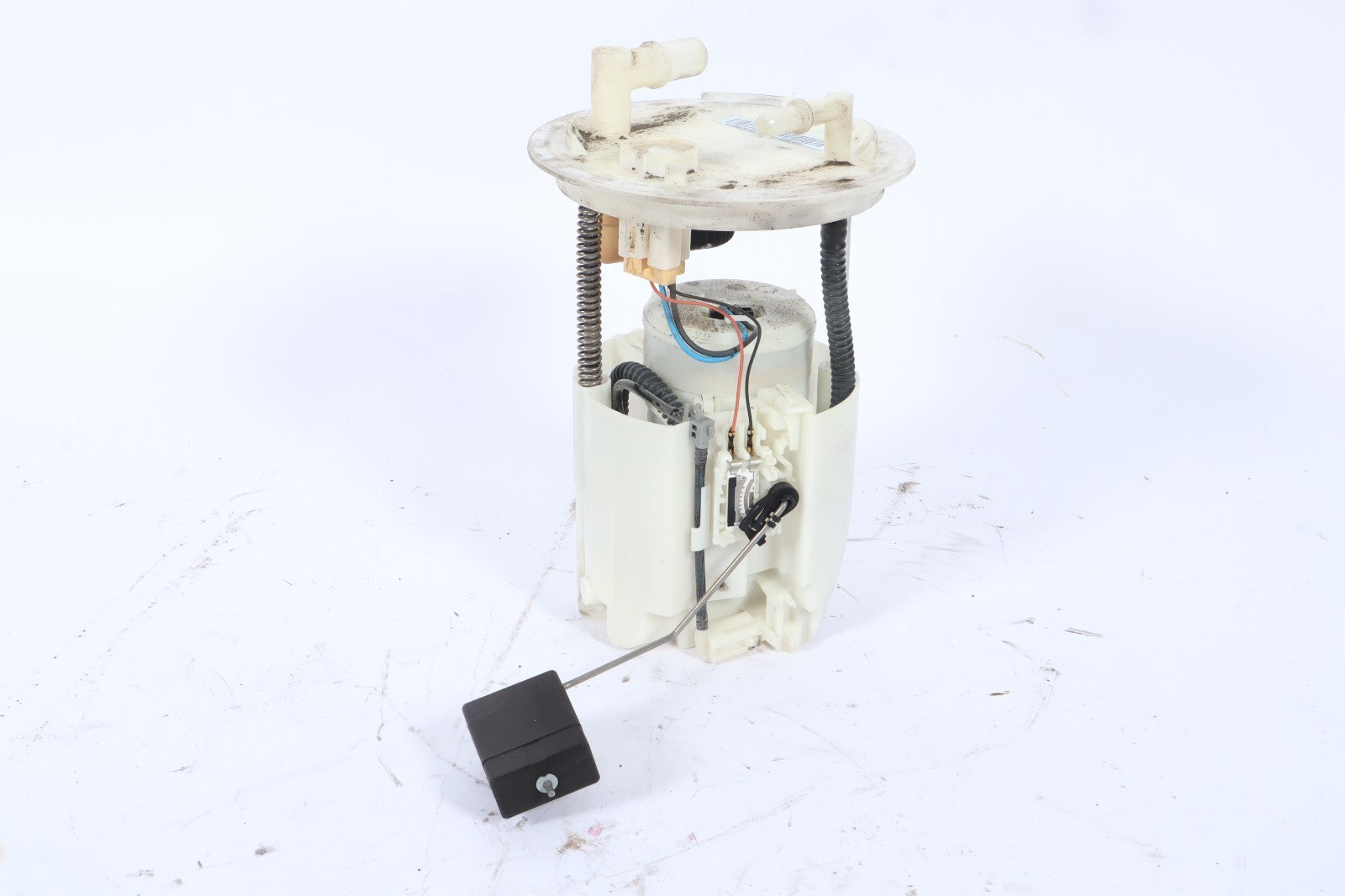2011-2014 FORD EDGE FRONT WHEEL DRIVE FUEL GAS PUMP OEM