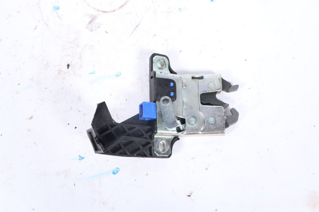 2002-05 Audi A4 S4 B6 Trunk Latch Actuator Lock OEM 8E5827505B