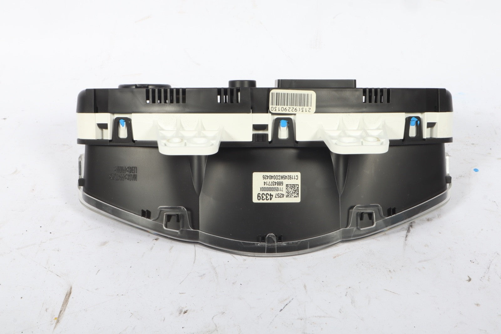 2018-2019 Chevrolet Sonic Speedometer Instrument Cluster Gauges OEM 42574339