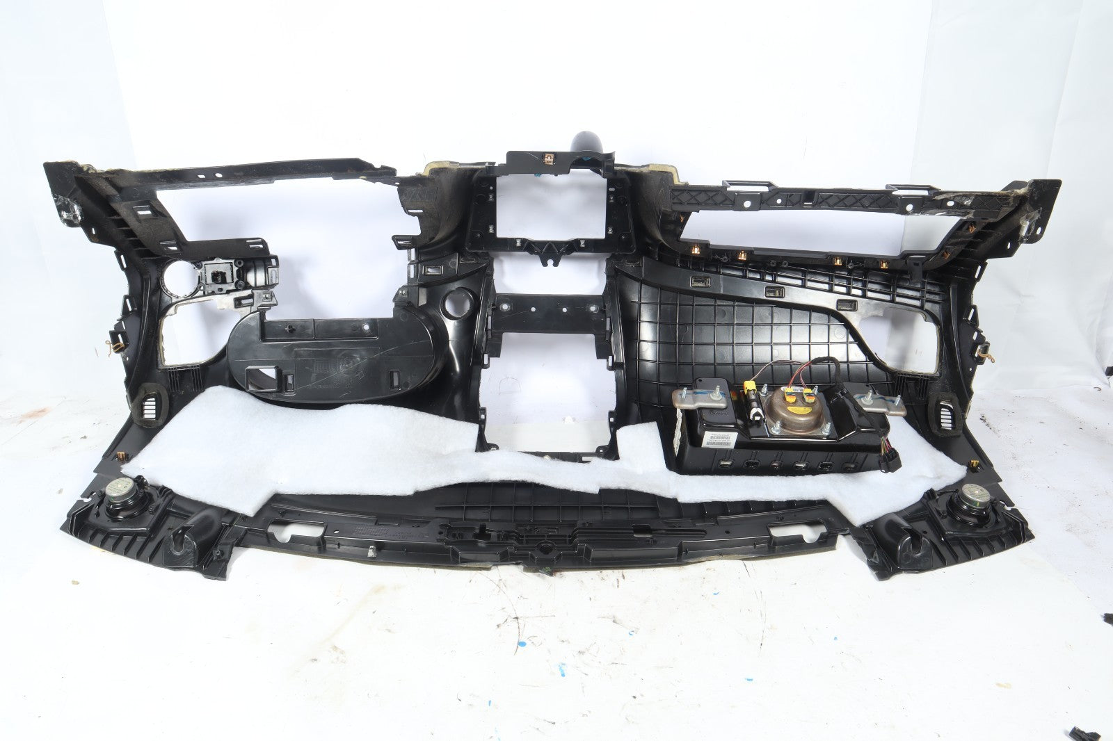 2011 - 2020 DODGE JOURNEY DASHBOARD PANEL DASH PAD OEM