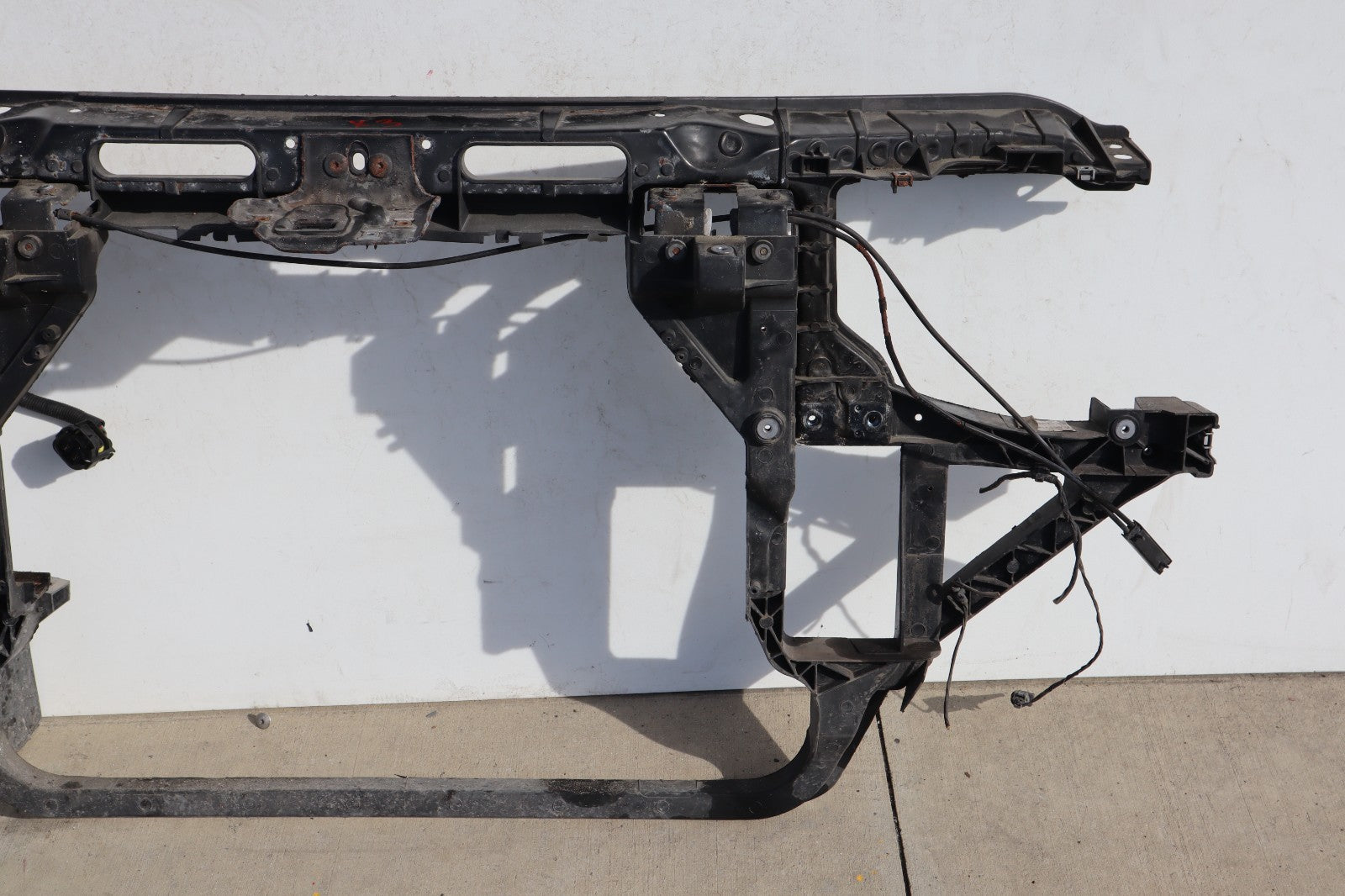 2004-2010 BMW E83 X3 SRADIATOR SUPPORT  OEM