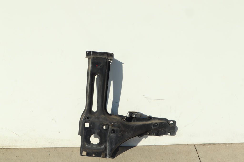 2007-2012 LAND ROVER RANGE ROVER RADIATOR LEFT SIDE SUPPORT CORE BRACKET OEM
