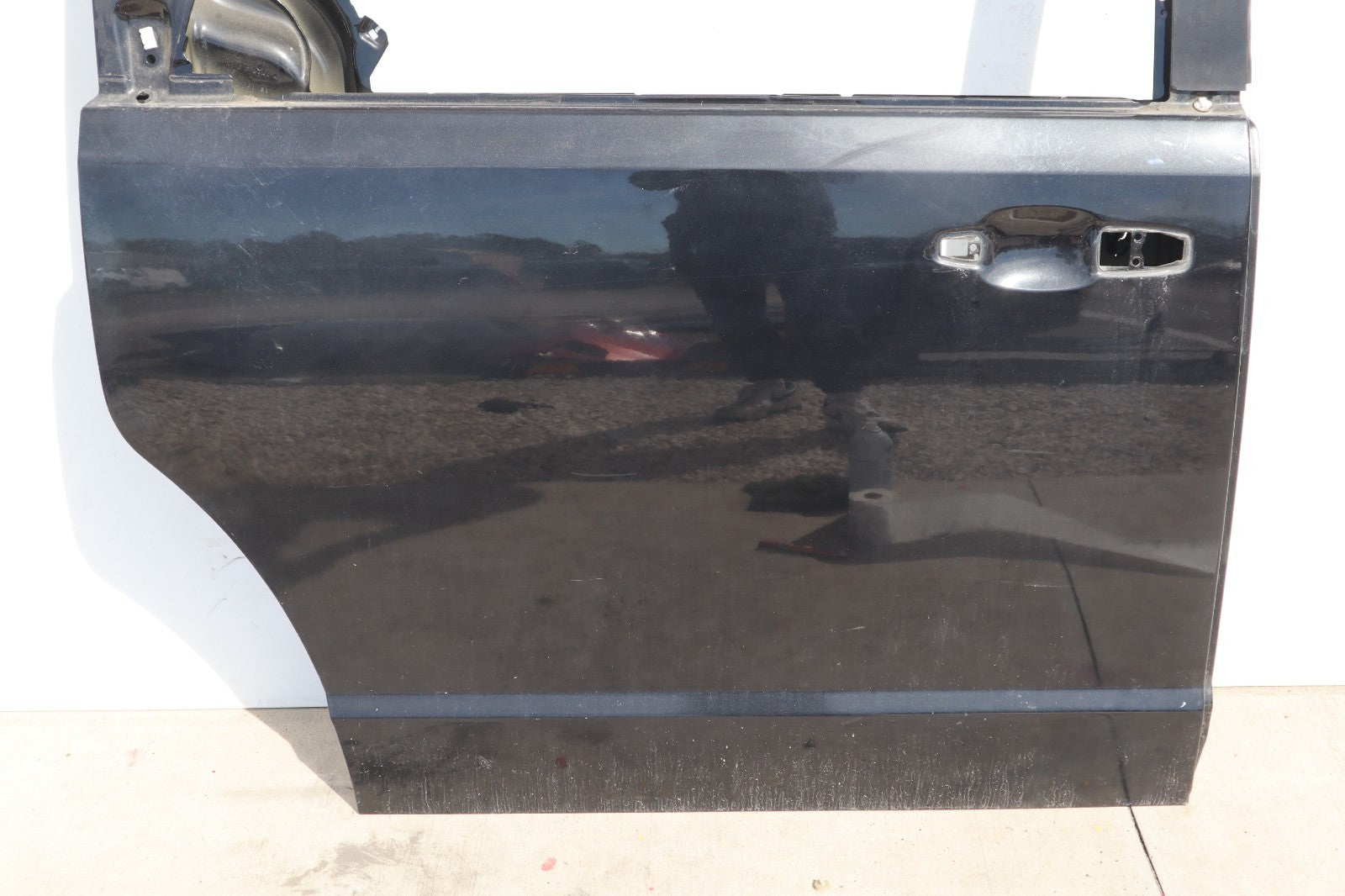 2011-2018 DODGE GRAND CARAVAN REAR RIGHT DOOR OEM ONLY PICK UP!!!