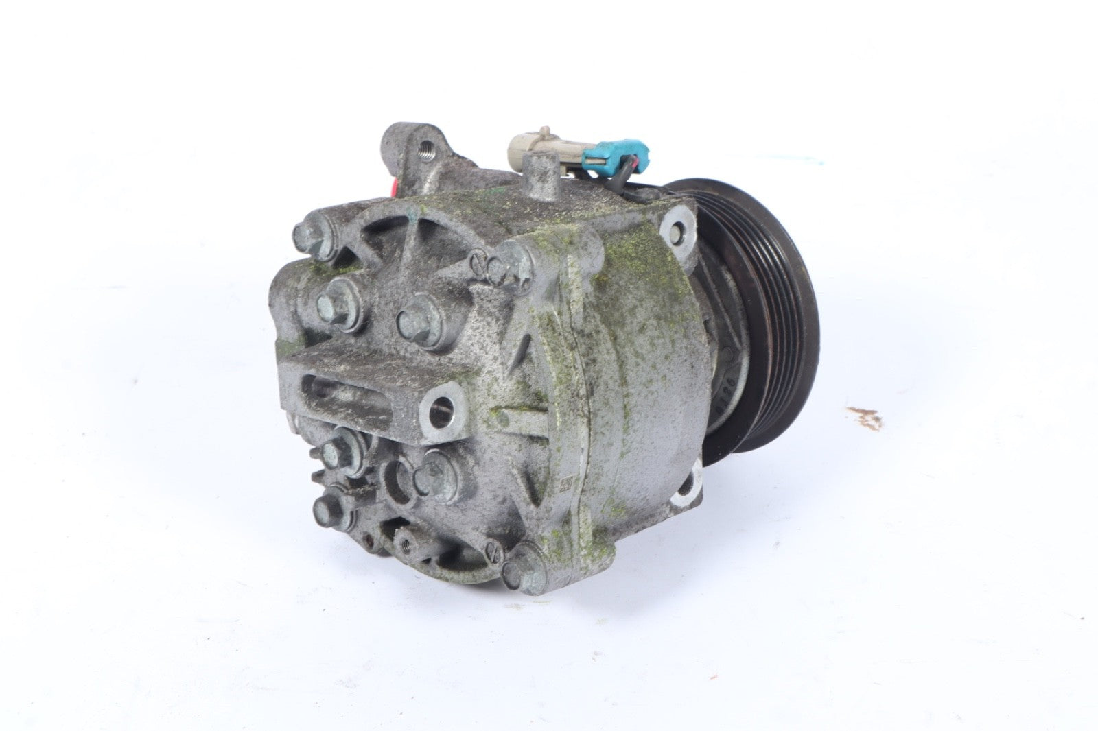 2012-2020 CHEVROLET SONIC AC A/C AIR CONDITIONING COMPRESSOR OEM 42698420