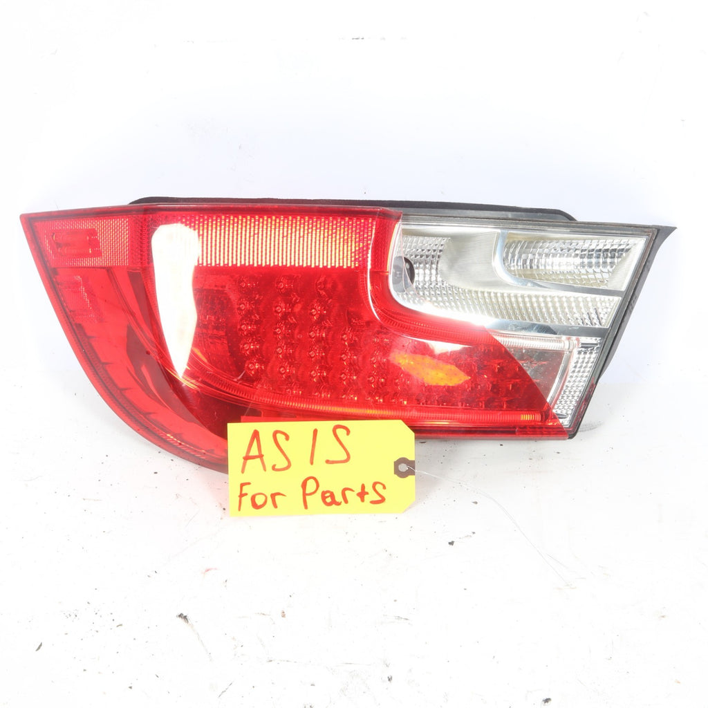2011 - 2013 VOLVO C70 RIGHT PASSENGER SIDE TAIL LIGHT DAMAGE FOR PARTS 31299413