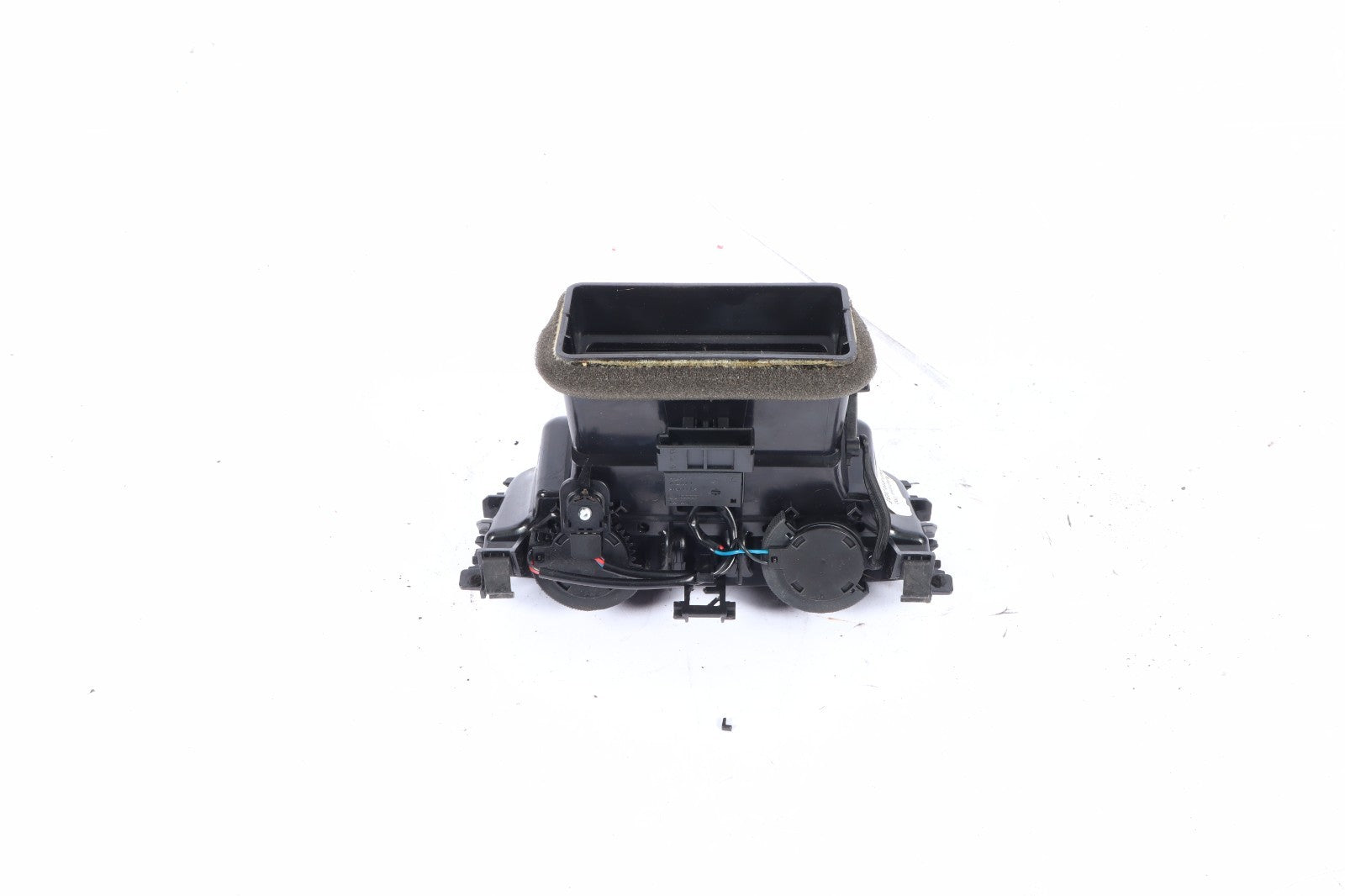 2009-2016 AUDI Q5 REAR CENTER CONSOLE  AIR VENT 8K0819203E OEM