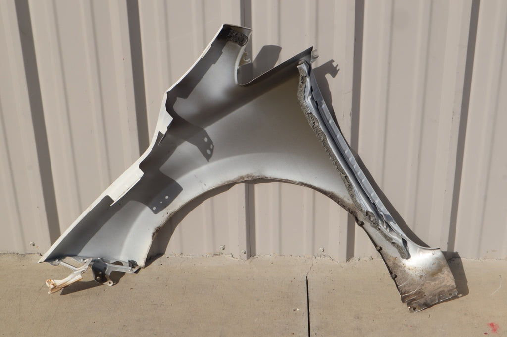 2013-2017 NISSAN LEAF PASSENGER RIGHT FRONT FENDER OEM
