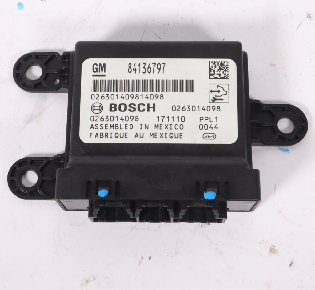 2017 2018 Buick Cascada OEM Park Aid Assist 84136797