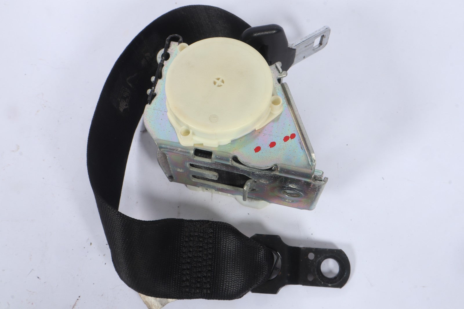 2004-2010 BMW X3 REAR RIGHT SEAT BELT RETRACTOR OEM 33061261B