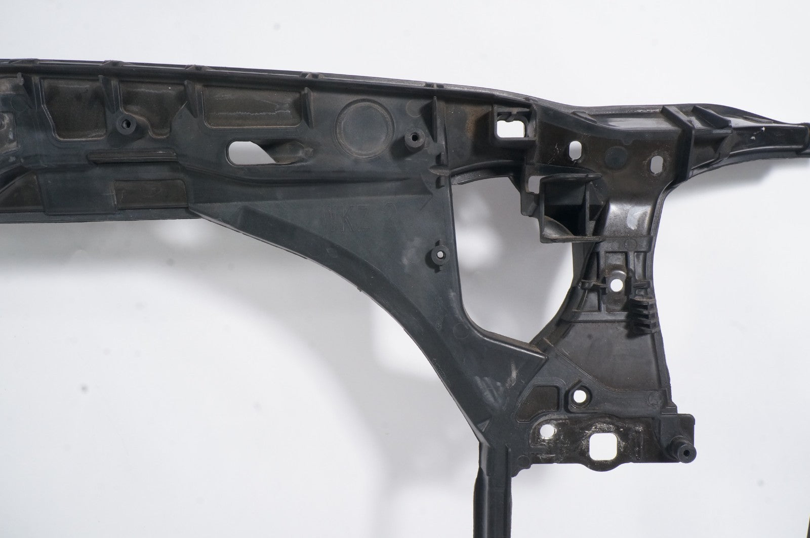 2012-2014 2016-2018 AUDI A7 QUATTRO - Radiator / CORE Support 4G0805594