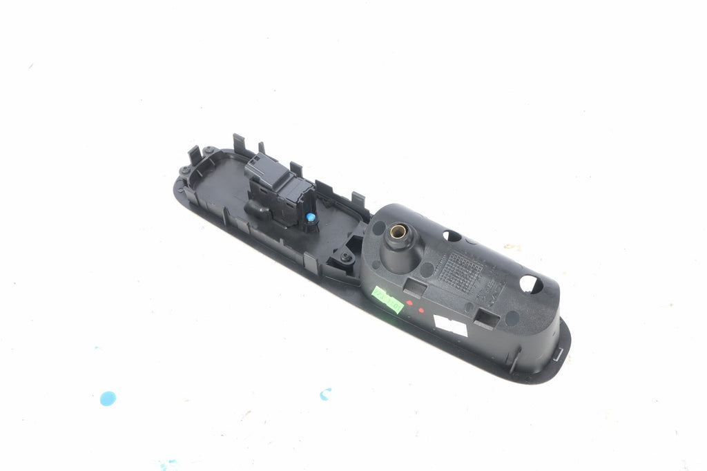 2012 VOLVO C70 RIGHT RH WINDOW SWITCH OEM 6815525