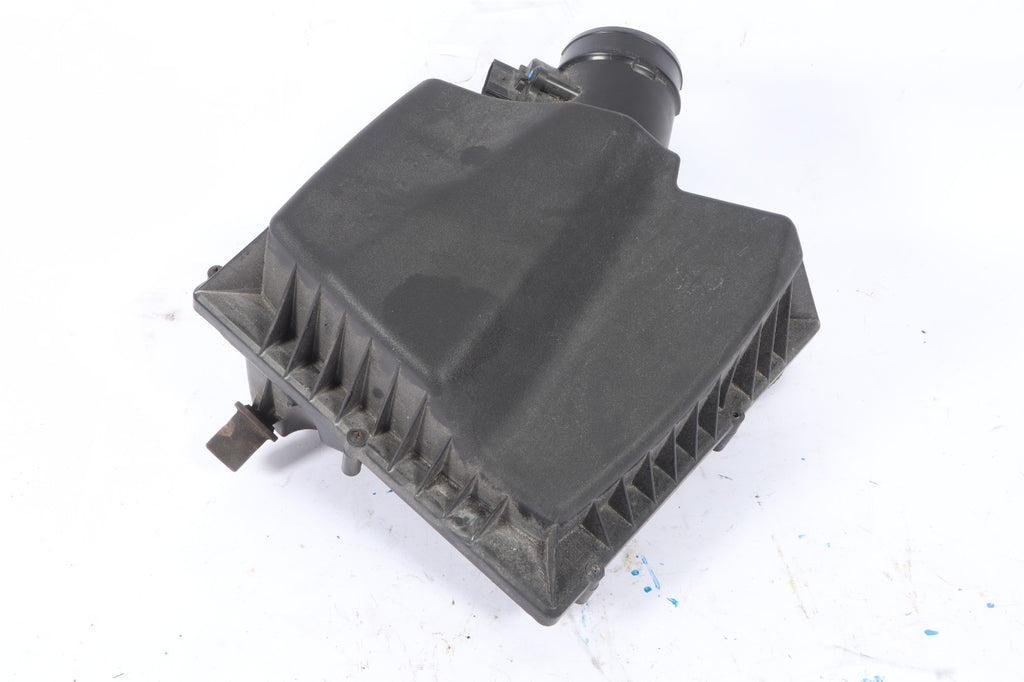 2016–2019 BUICK CASCADA AIR FILTER BOX AIR CLEANER HOUSING OEM 13472790