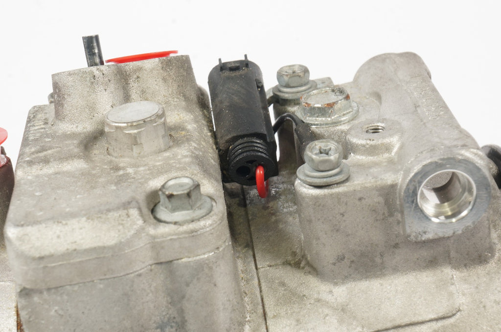 2018 - 2024 ALFA ROMEO STELVIO A/C Air Compressor 50540132 2.0l