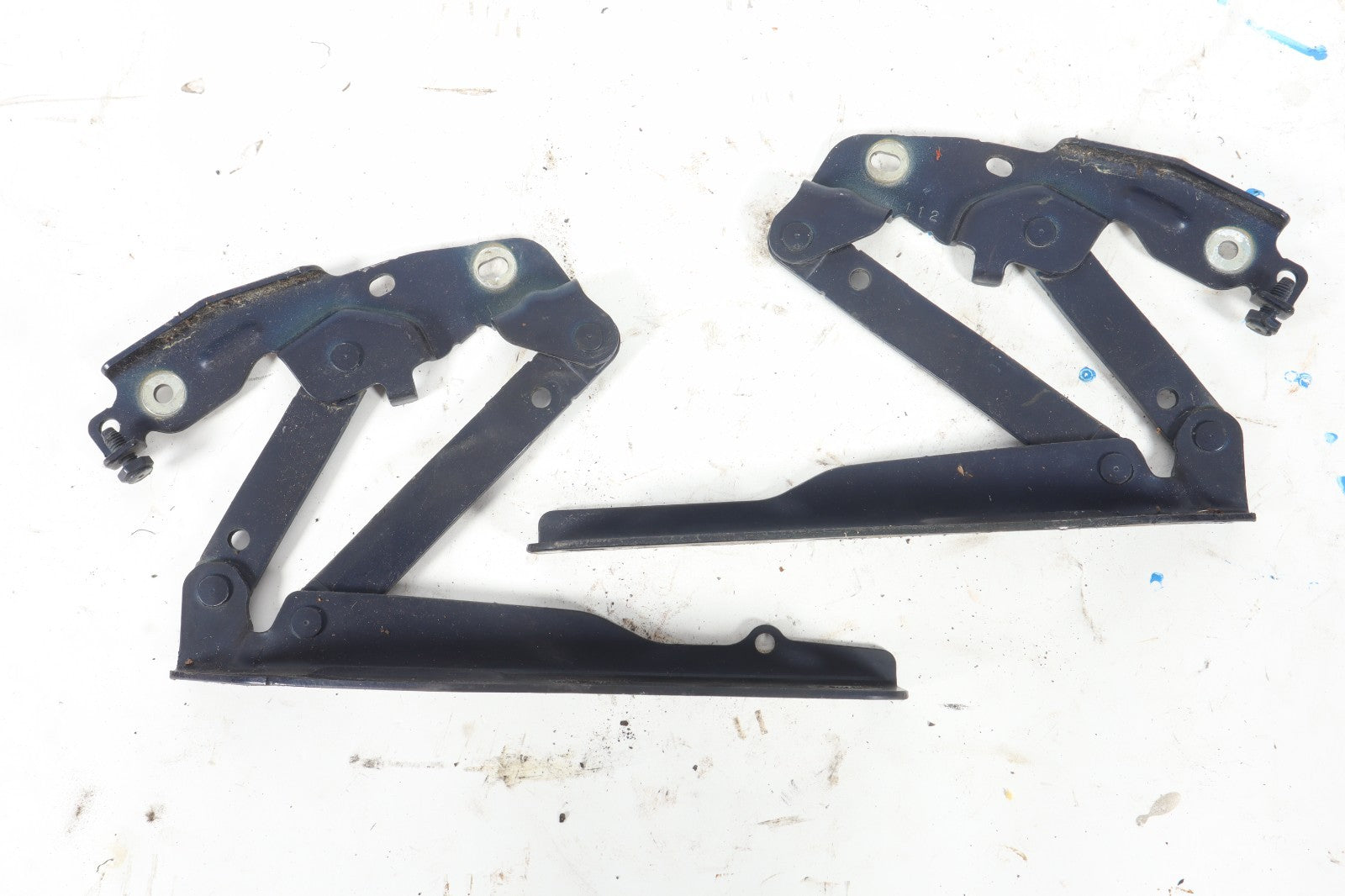 2012 - 2016 DODGE GRAND CARAVAN HOOD BONNET HINGE LEFT & RIGHT OEM