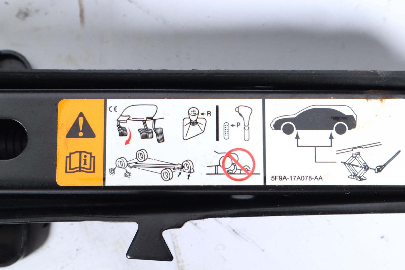 2011-2019 FORD EXPLORER TAURUS JACK OEM