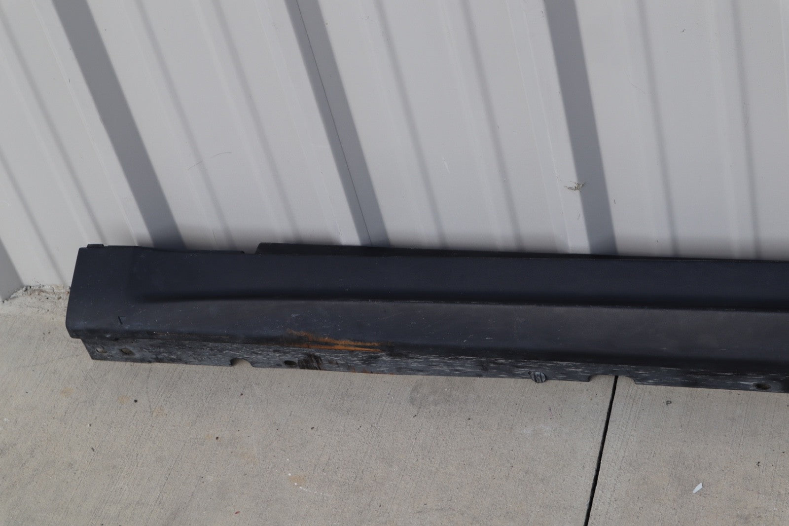 2014 - 2019 Mitsubishi Outlander Left Rocker Molding OEM