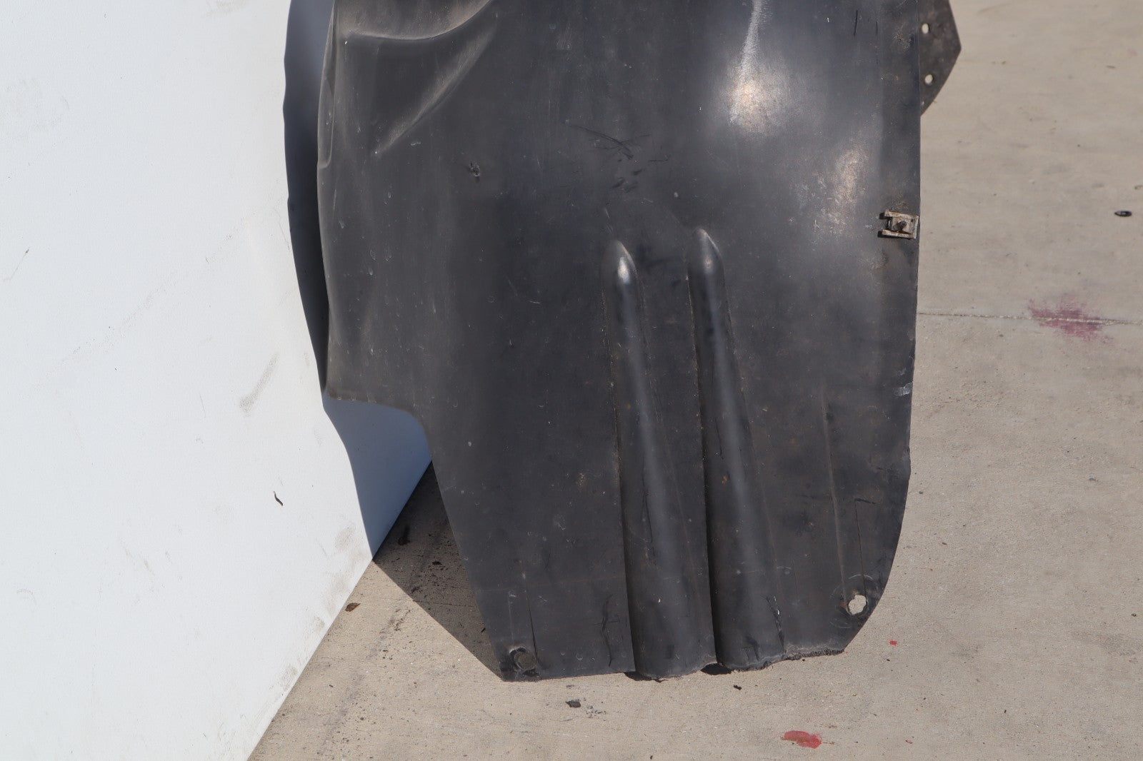 2010-2019 FORD TAURUS FRONT LEFT DRIVER SIDE FENDER LINER SPLASH GUARD OEM