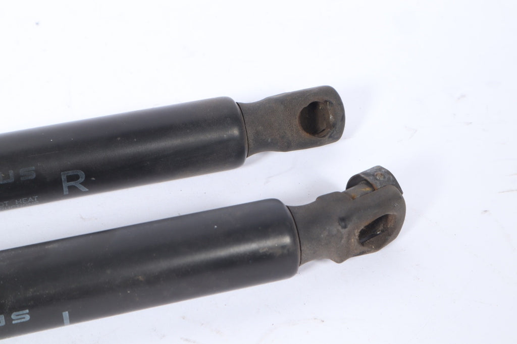 2012-2020 DODGE GRAND CARAVAN REAR RIGHT PASENGER SIDE TRUNK SHOCK STRUT SUPPORT
