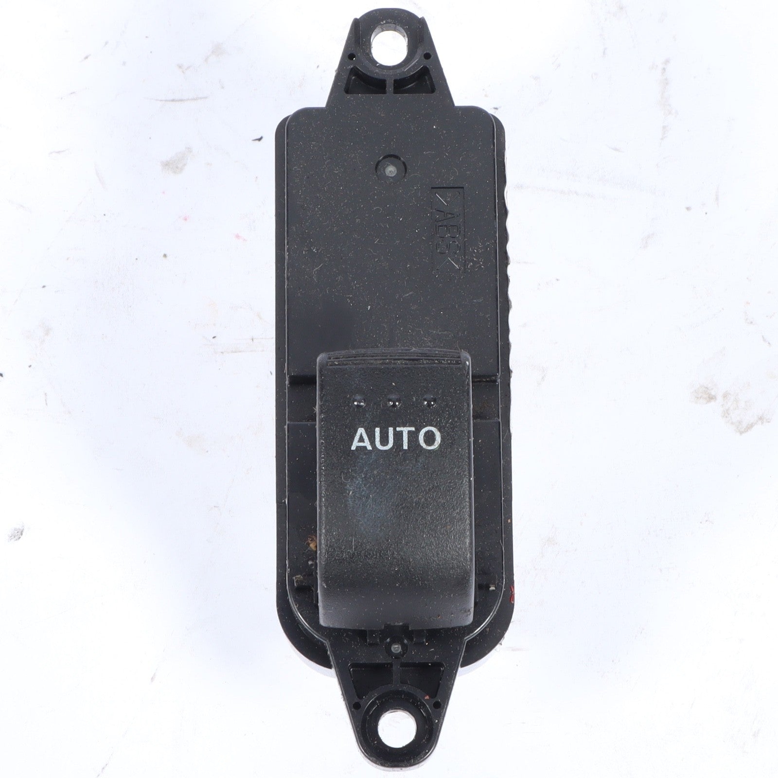 2007-2015 MAZDA CX-9 REAR LEFT DRIVER LH SIDE DOOR WINDOW CONTROL BEZEL OEM