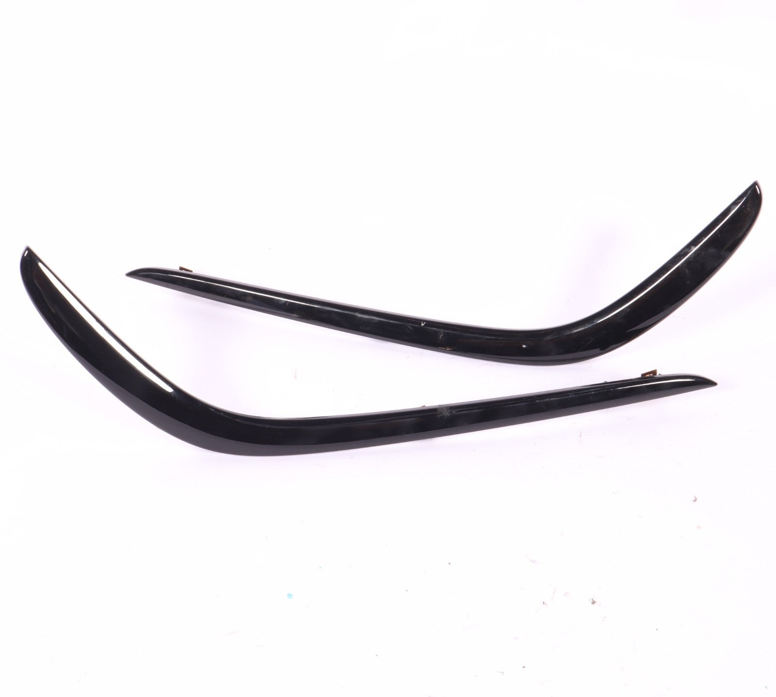 2016 – 2019 Buick Cascada Rear Left Right Quarter Panel Chrome Molding OEM