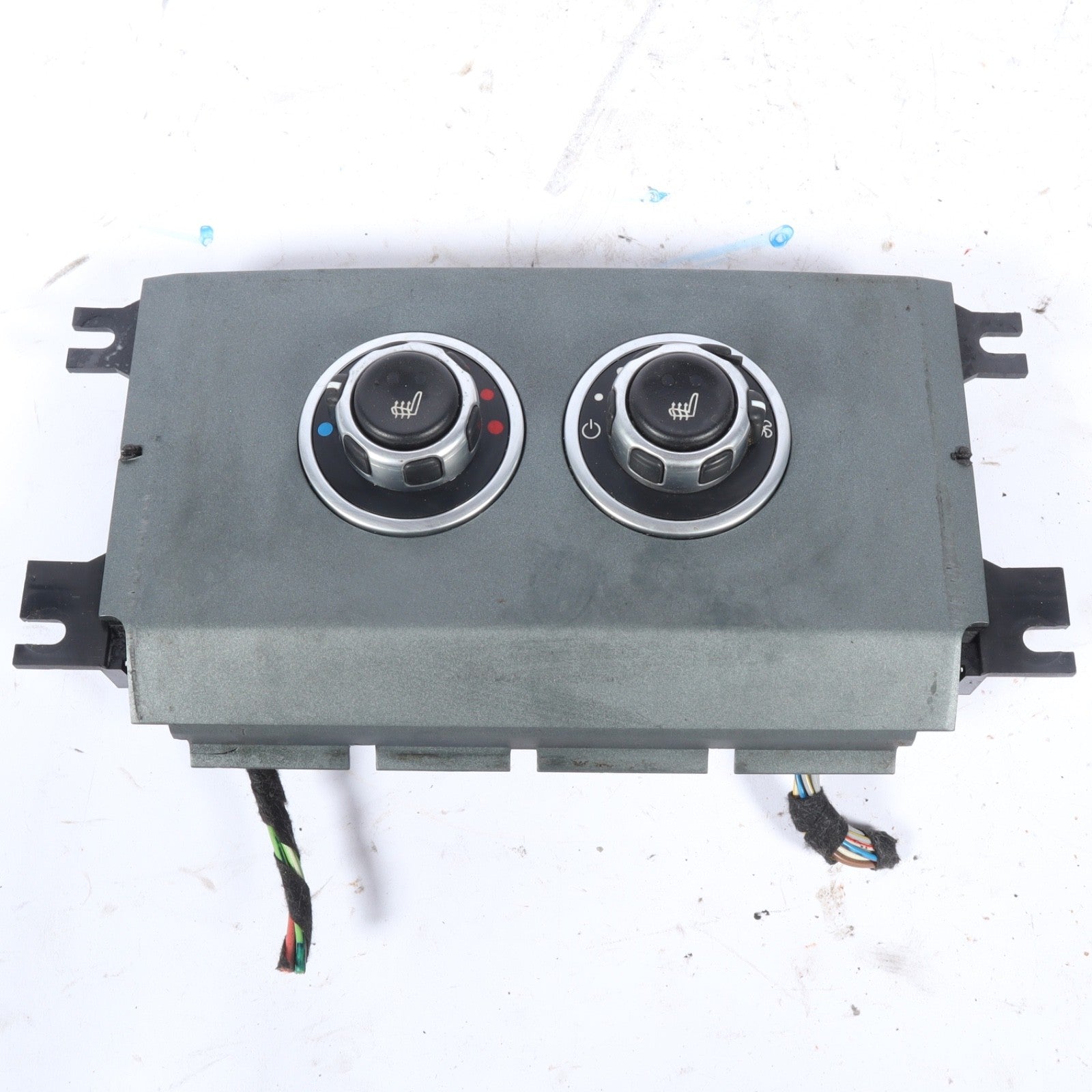 2006 - 08 LAND ROVER RANGE ROVER REAR AC HEATER CLIMATE CONTROL SWITCH OEM