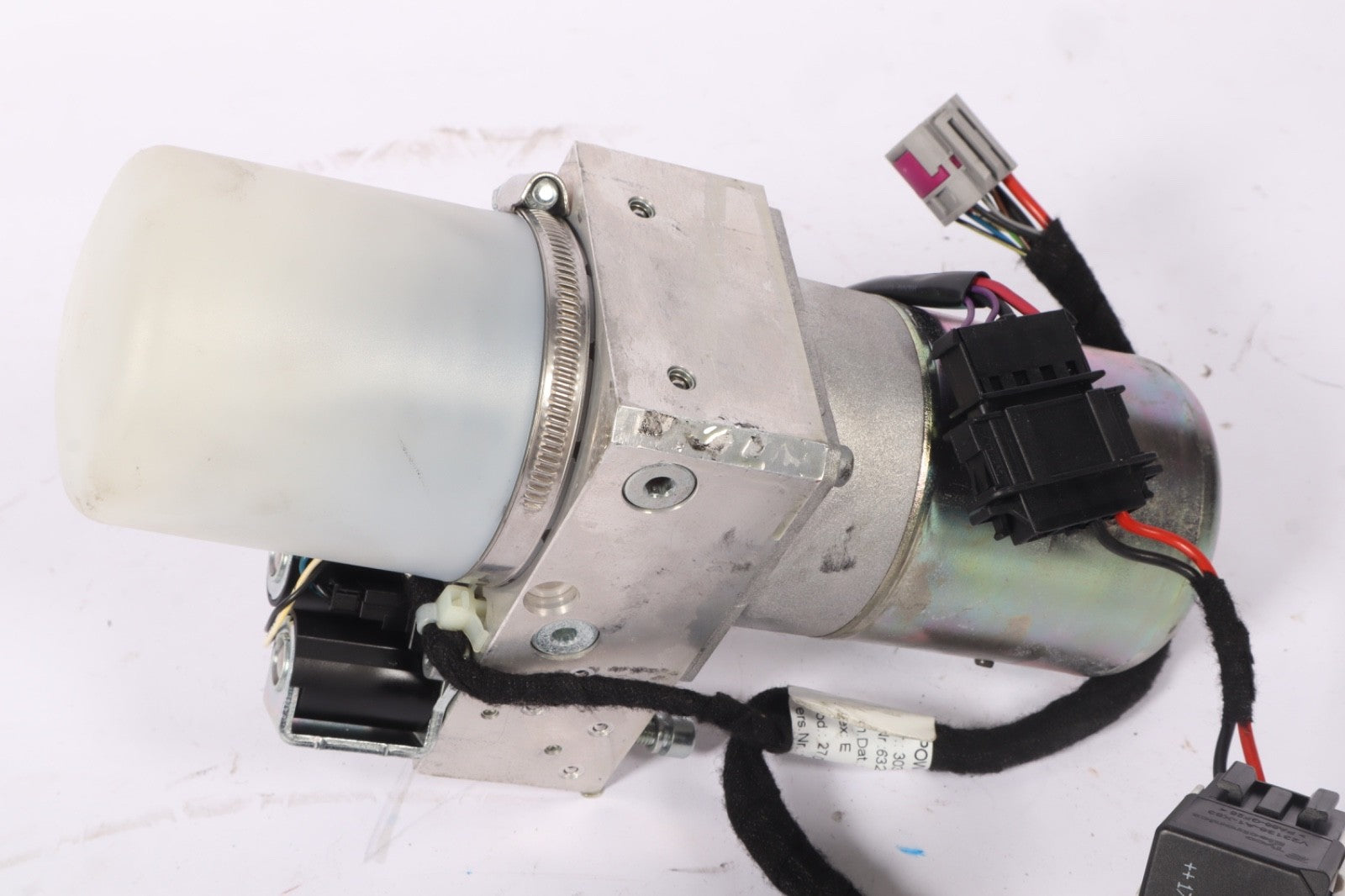 2016-2016 Buick Cascada Convertible Top Lift Motor OEM 13451590400 02