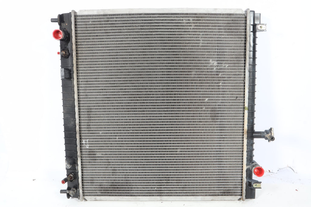 2005-2015 NISSAN ARMADA 2004-2011 NISSAN TITAN RADIATOR