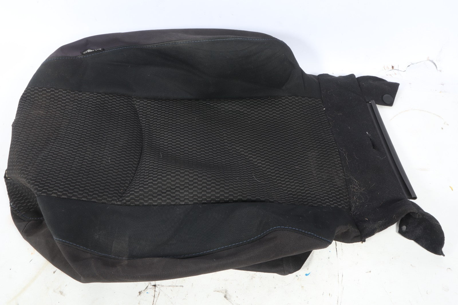 2013-2017 NISSAN LEAF FRONT LEFT SIDE UPPER SEAT CUSHION BLACK FABRIC OEM