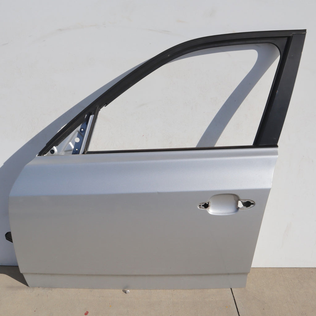 2004-2010 BMW X3 REAR LEFT DRIVER SIDE DOOR SHELL OEM ONLY PICK UP!!!