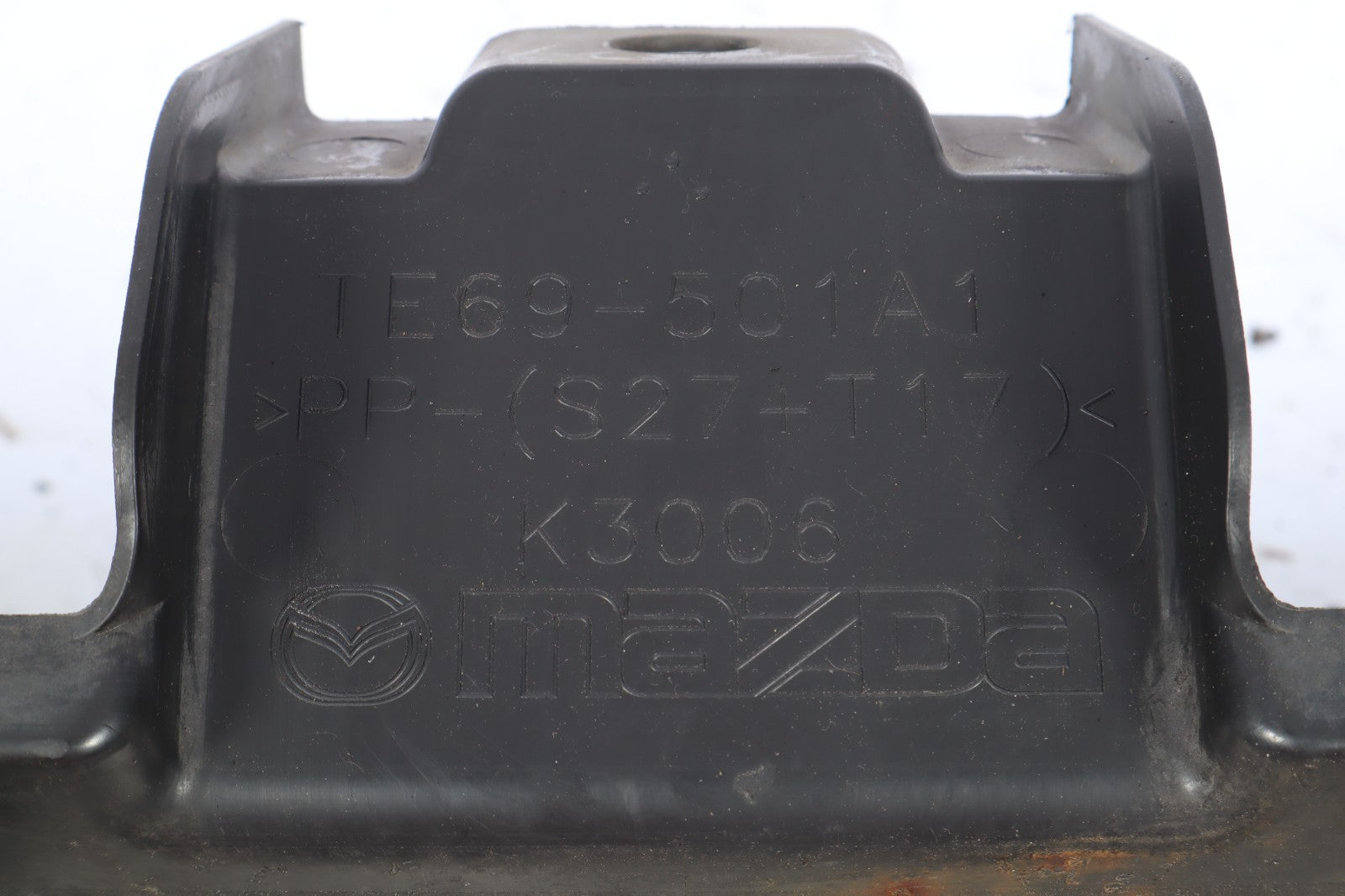 2011 MAZDA CX-9 FRONT BUMPER MOUNT PLATE TRIM COVER OEM