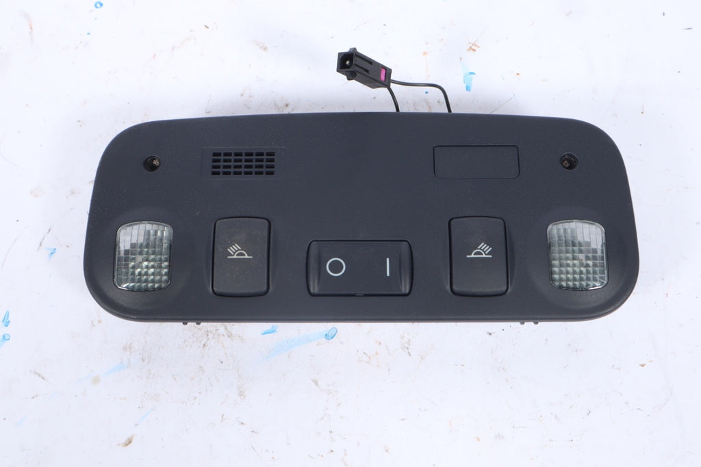 2003-2009 AUDI A4 S4 CONVERTIBLE FRONT DOME MAP LIGHT 8H0947111G OEM