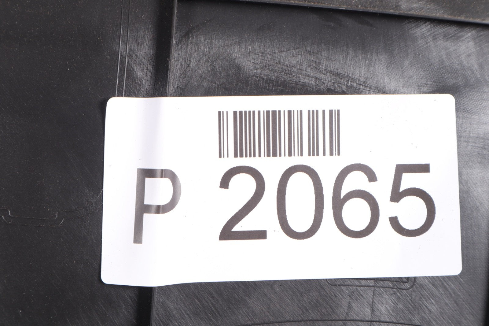 2014 - 2018 MITSUBISHI OUTLANDER TRUNK LEFT SIDE QUARTER PANEL TRIM COVER OEM