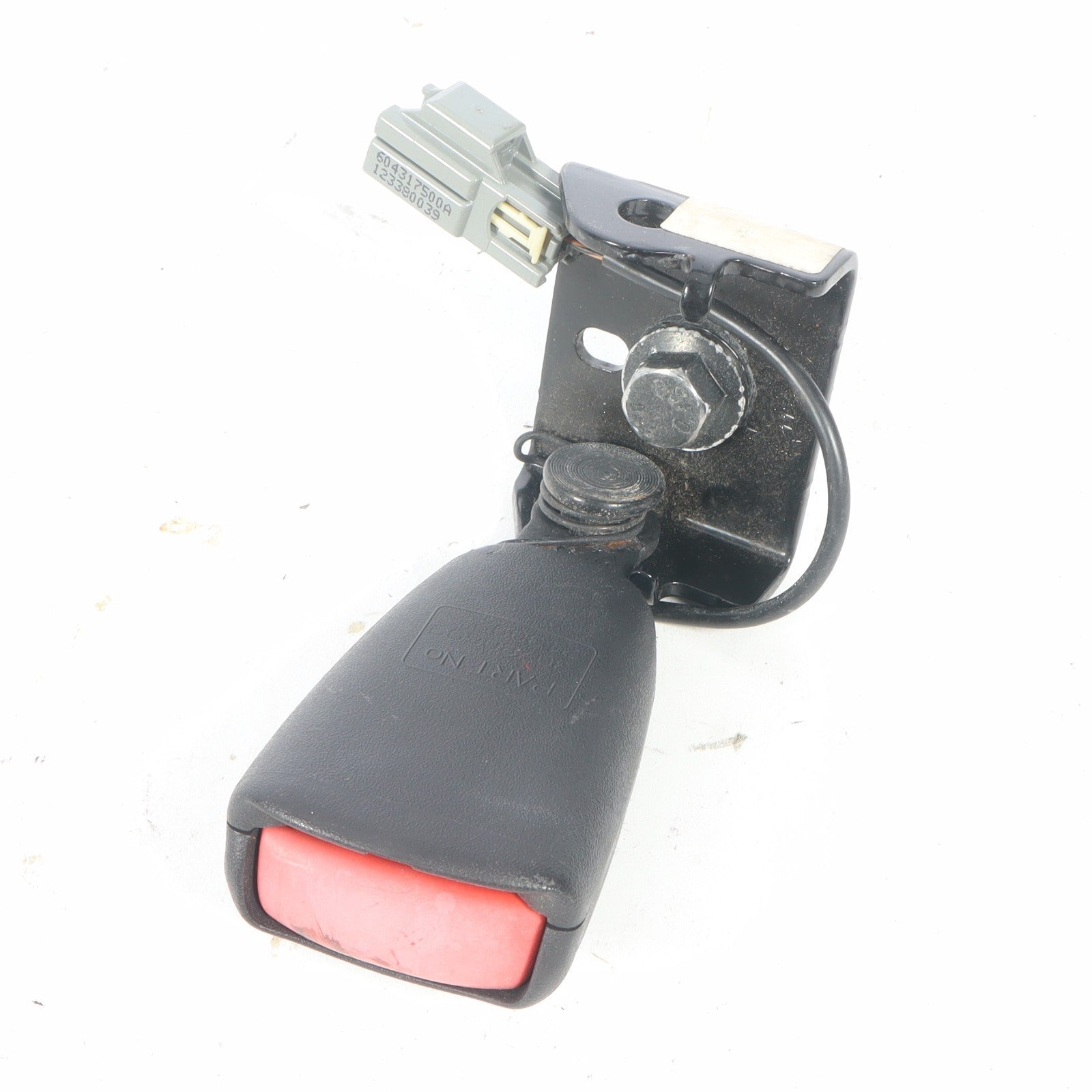 2009-2013 VOLVO C70 REAR LEFT DRIVER SIDE SEAT BELT BUCKLE UNIT OEM