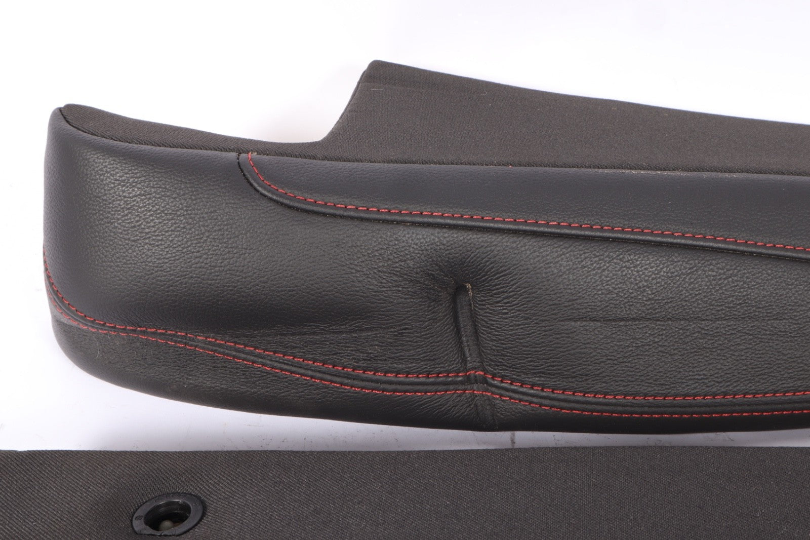 2016–2019 Buick Cascada Right Rear Seat Back Side Bolster Pad OEM 39064349