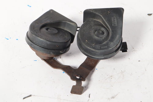 05-15 NISSAN ARMADA LOW & HIGH NOTE PITCH TONE ALARM HORN SIGNAL OEM