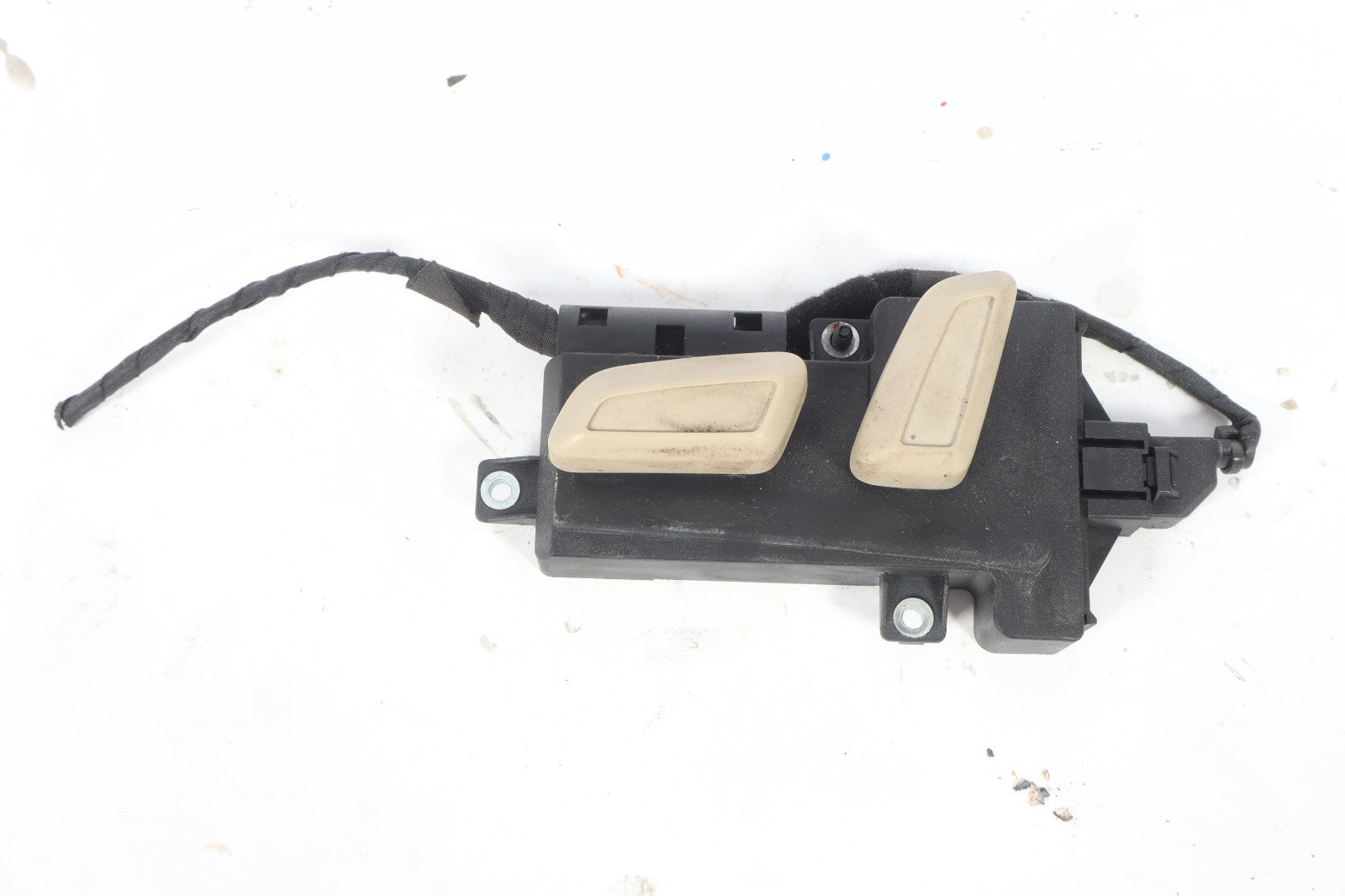 2009-2016 AUDI Q5 DRIVER LEFT FRONT POWER SEAT ADJUSTMENT CONTROL SWITCH OEM