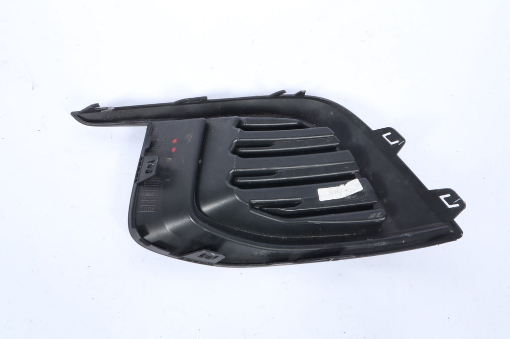 2017-2020 CHEVROLET SONIC RH RIGHT DRIVER SIDE  FOG  LAMP COVER OEM