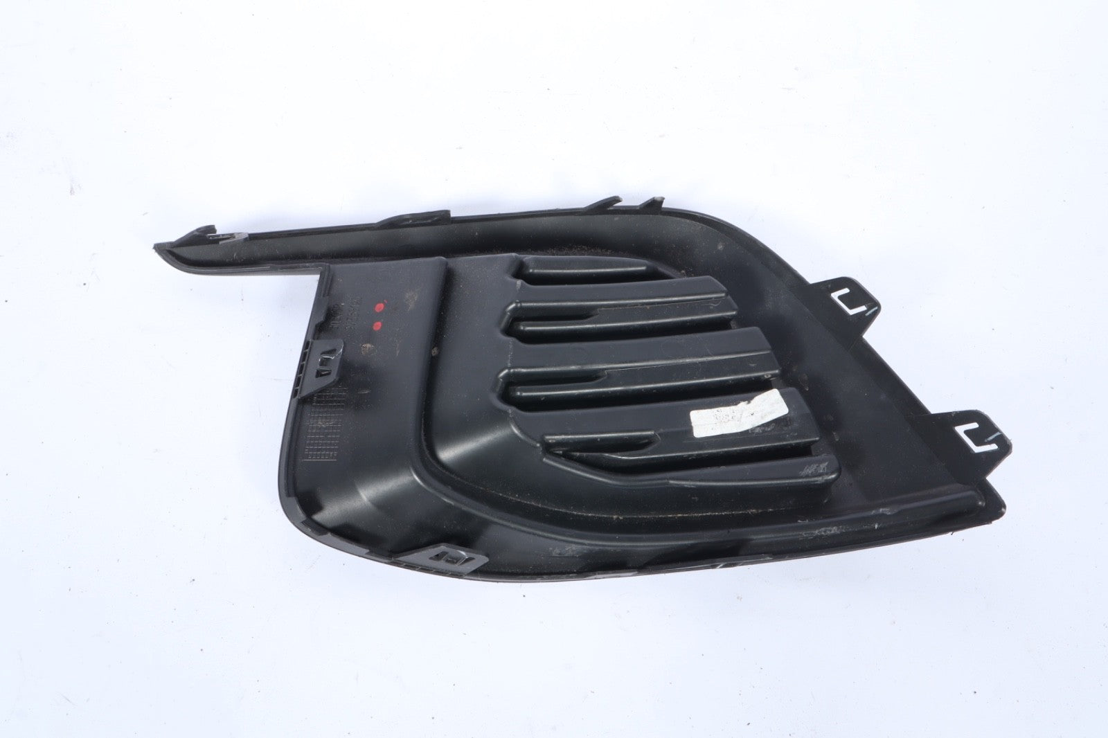 2017-2020 CHEVROLET SONIC RH RIGHT DRIVER SIDE  FOG  LAMP COVER OEM