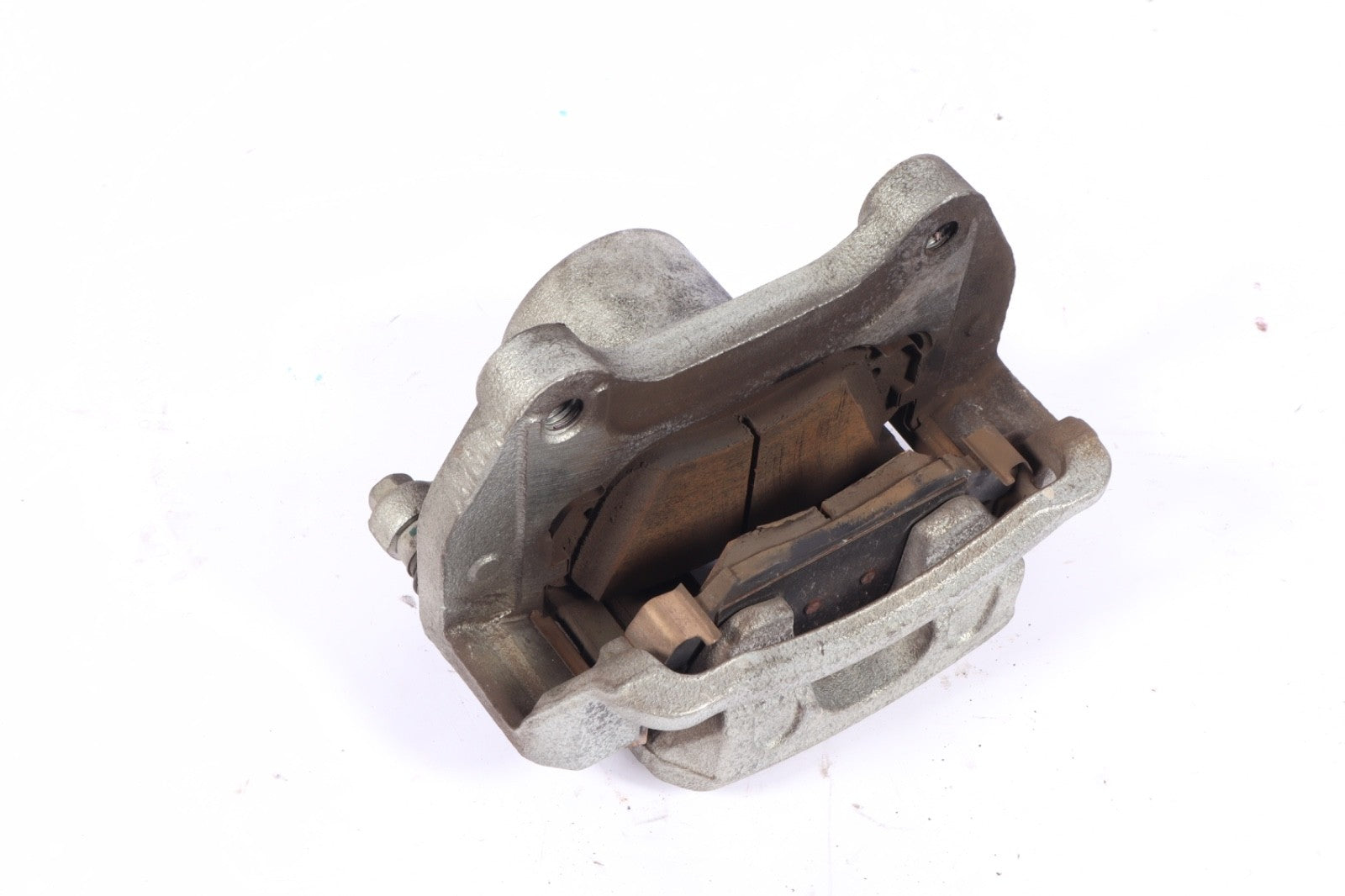 2016–2019 BUICK CASCADA FRONT LEFT DRIVER SIDE BRAKE CALIPER OEM