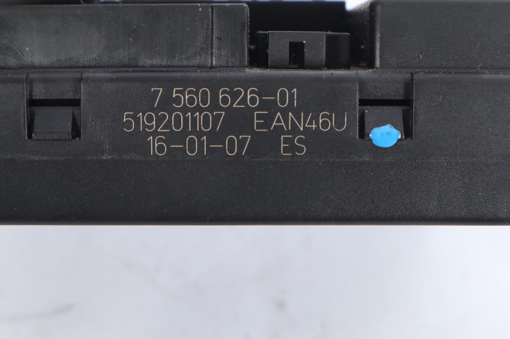 2004-2010 BMW X3 E83 2.5i CHASSIS CONTROL MODULE FUSE BOX ECM 7560626 OEM
