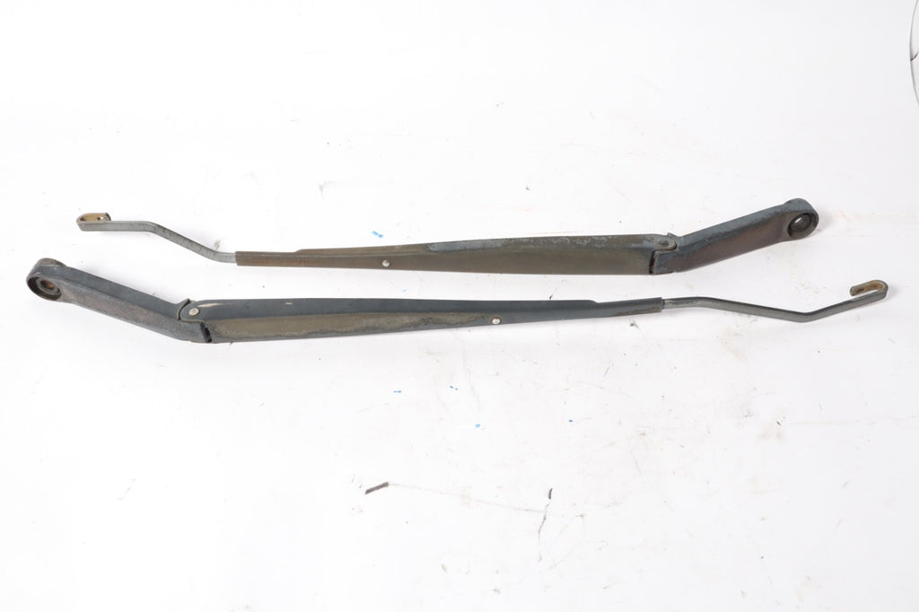 2004-2015 Nissan Armada Left & Right Windshield Wiper Set OEM